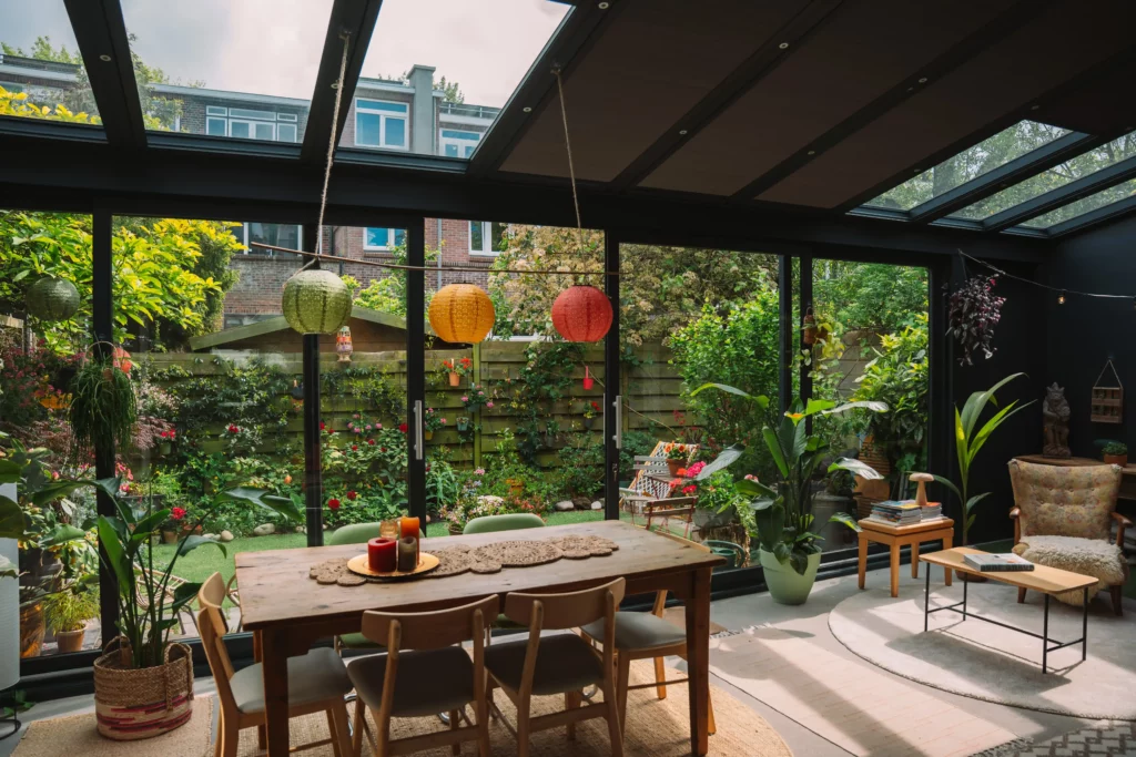 Je veranda koel houden? 3 oplossingen tegen zon en hitte